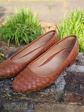 Brioso Mera Tan Leather Woven Ballet Flat Size 9